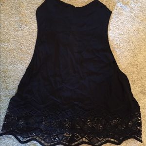 Black sleeveless lace shirt from Kendall & Kylie